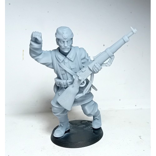1/32 Greek Soldier with Rifle WWII